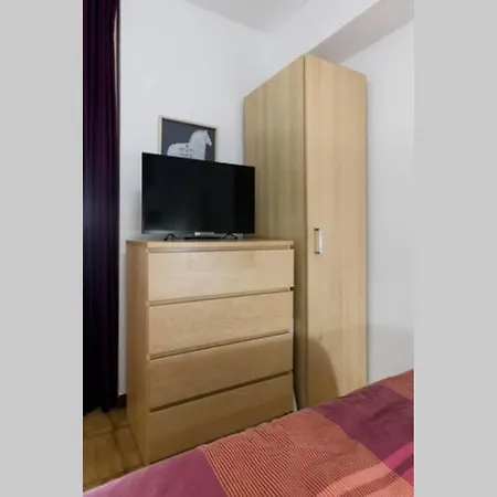 Summer Home: Sun And In A Prime Location Apartment *