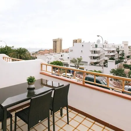 Apartment Summer Home: Sun And In A Prime Location *