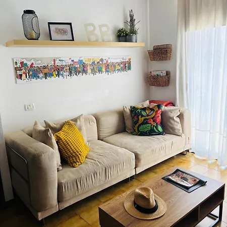 公寓 Summer Home: Sun And In A Prime Location 阿罗纳
